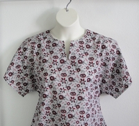 Image CLEARANCE --Gracie Shirt - Red/Gray Floral (XL ONLY)